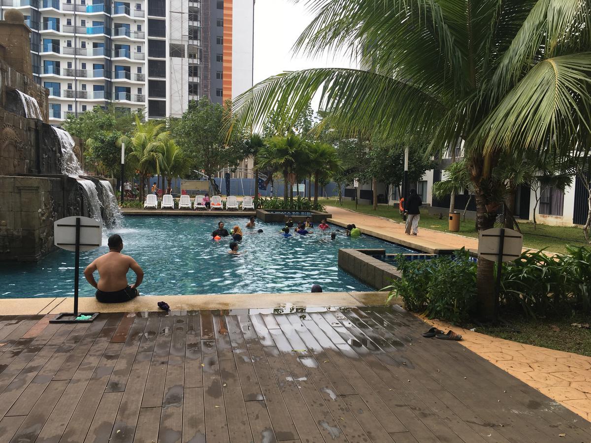 Private Unit @ Sg Resort Residences Kuantan Exterior foto